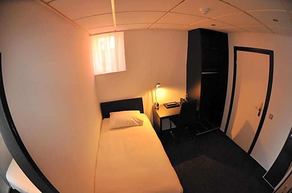 Budget Hotel Le Beau Rivage