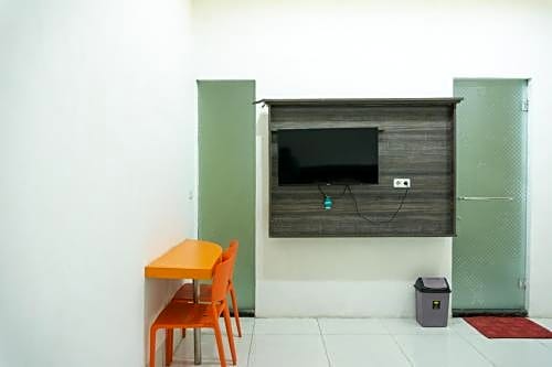 RedDoorz Plus @ Ende City Center