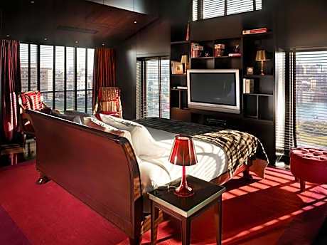 Two-Bedroom Faena Suite with One King Bed and Two Single Beds