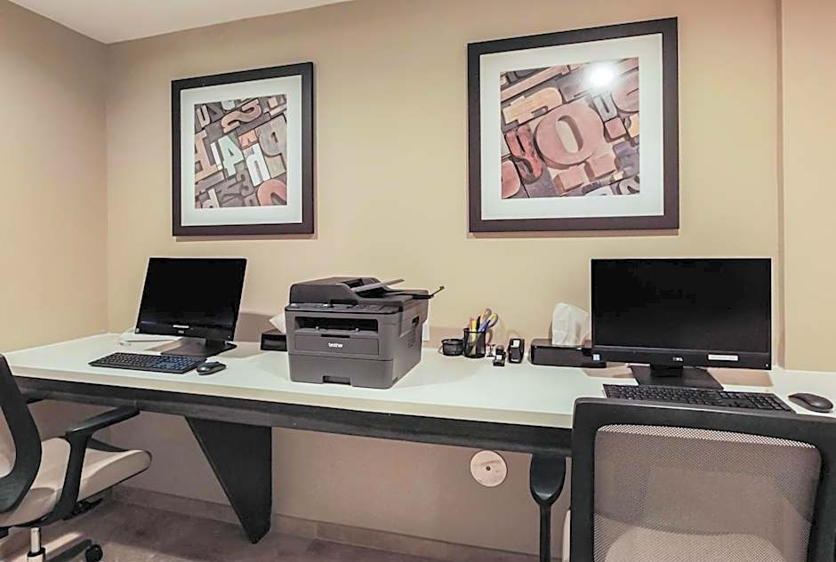 Candlewood Suites Brighton By IHG