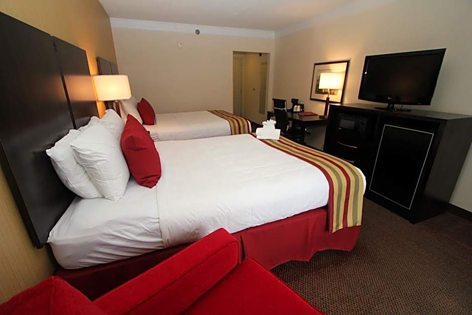 Black Bear Inn & Suites
