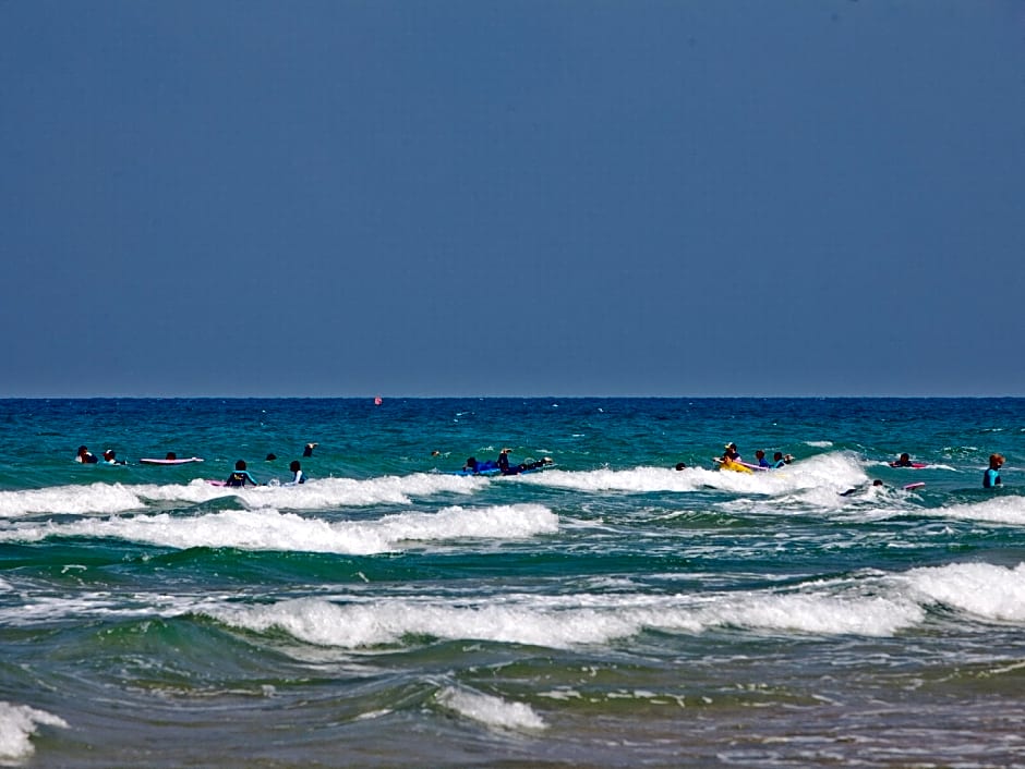 Q Village Hotel - Poleg Beach