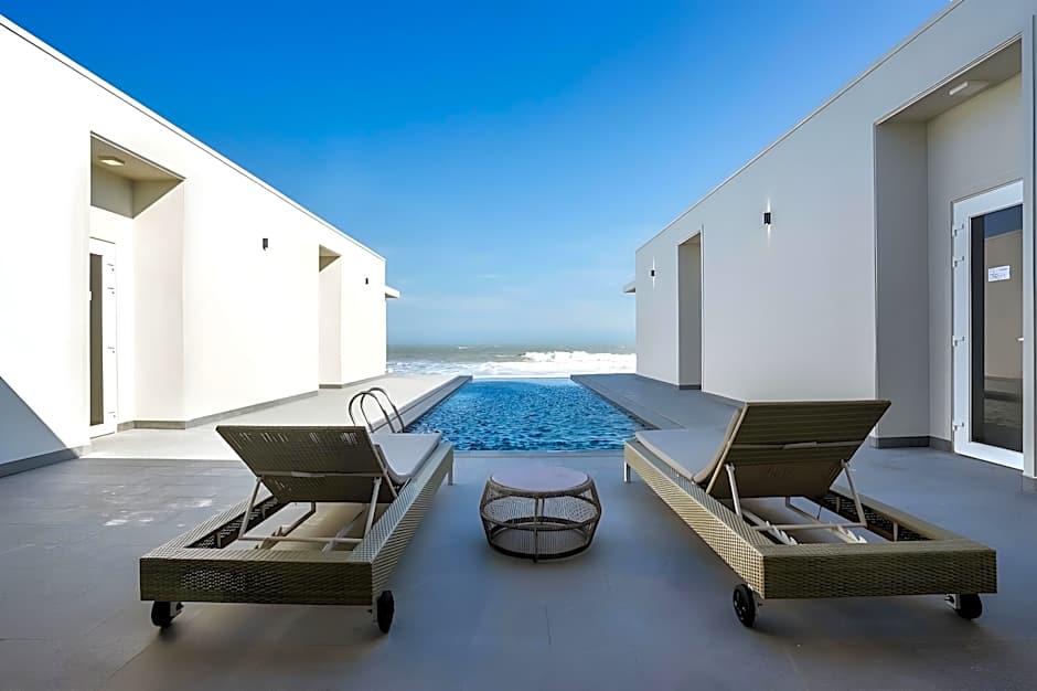 Oceanami Villas & Beach Club - by Thang Long Group