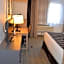 Country Inn & Suites by Radisson, Frederick, MD