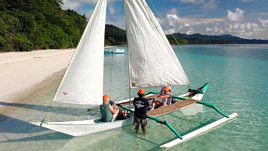 SELAYAR TURTLE BAY