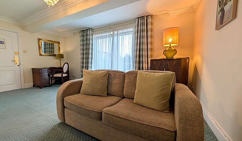 The Walnut Tree Hotel