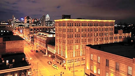 Hotel Covington Cincinnati Riverfront