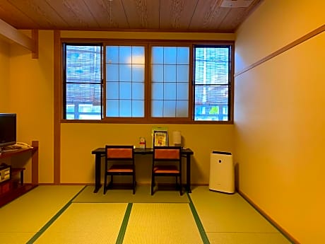 Economy Twin Room