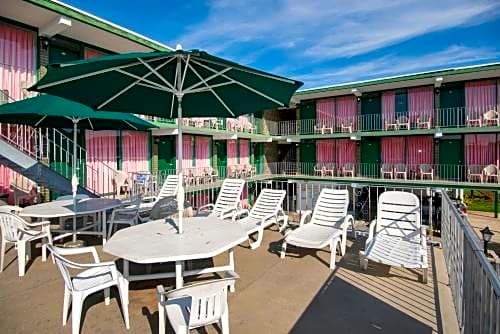 Grecian Garden Motel