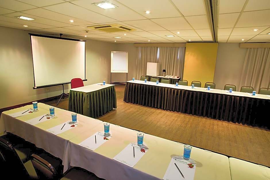 Hotel Golden Park Campinas Viracopos By Nacional nn