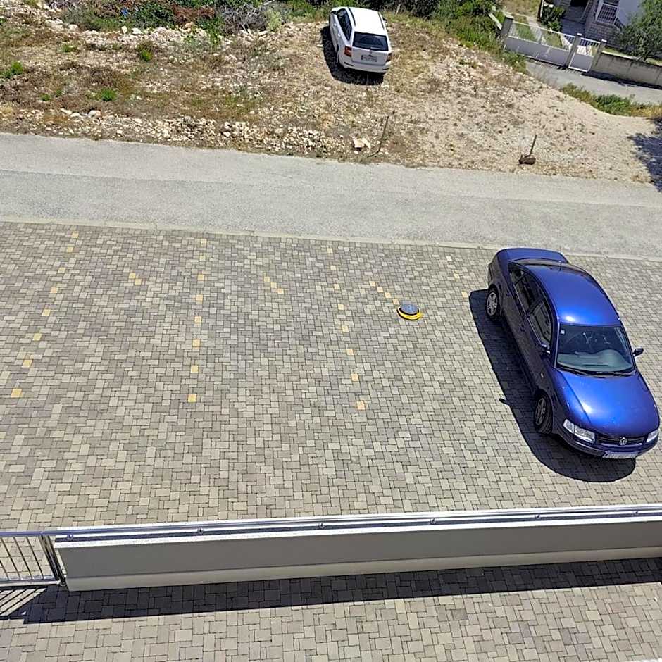 Apartment Pinia