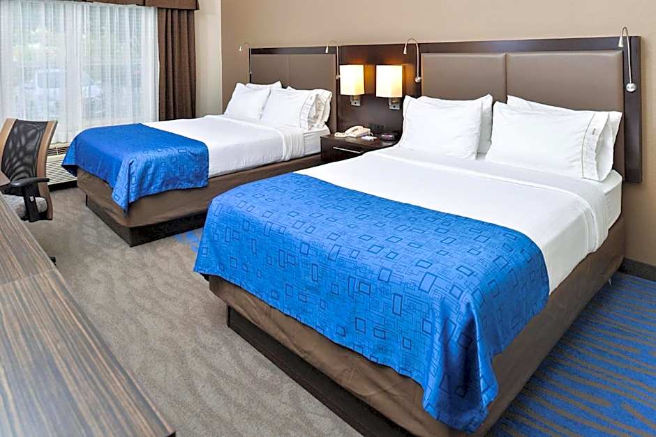 Holiday Inn Express Hotel & Suites St. Louis West-OFallon By IHG