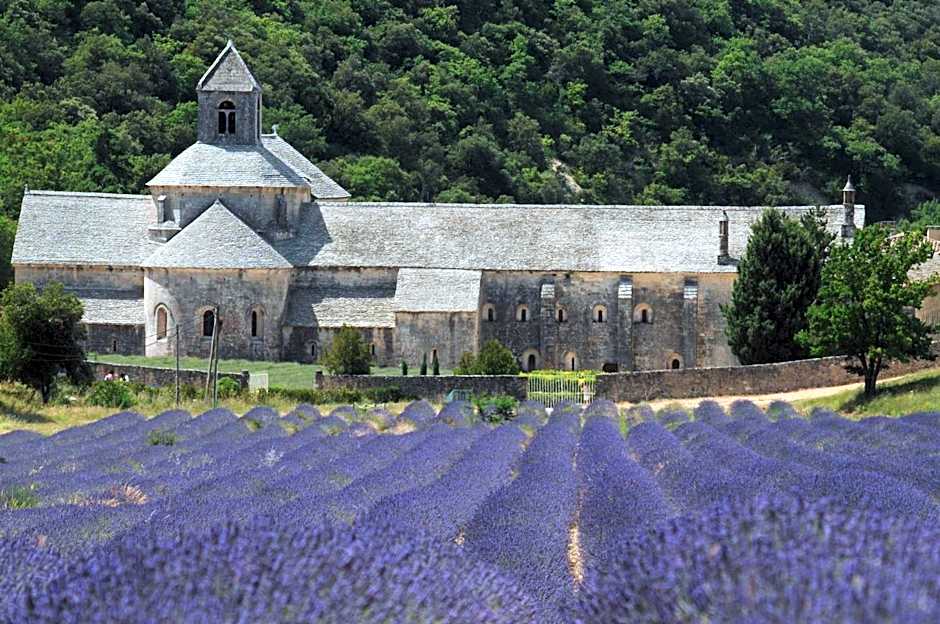 Clos des Lavandes - Chambres et Suites de charme climatisées-Luberon