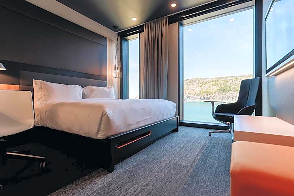 Alt Hotel St. John's