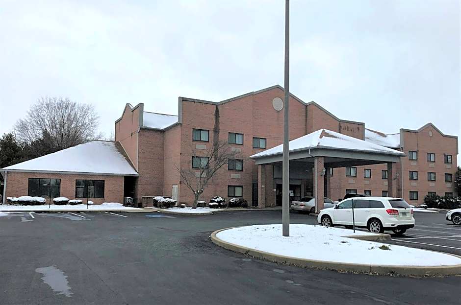 Red Roof Inn & Suites Chestertown