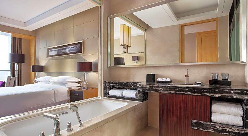 Sheraton Zhenjiang Hotel