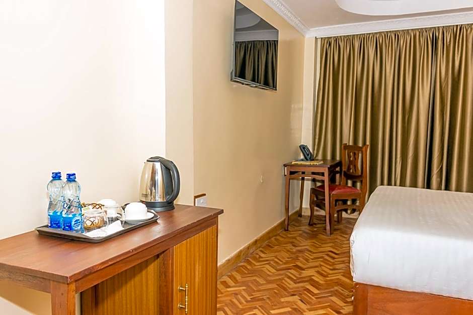 The Glacier Hotel Nanyuki