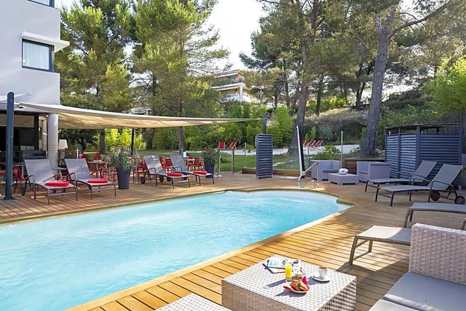 Mercure Aix-en-Provence La Duranne Gare TGV