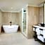 The Pearle Hotel & Spa, Autograph Collection