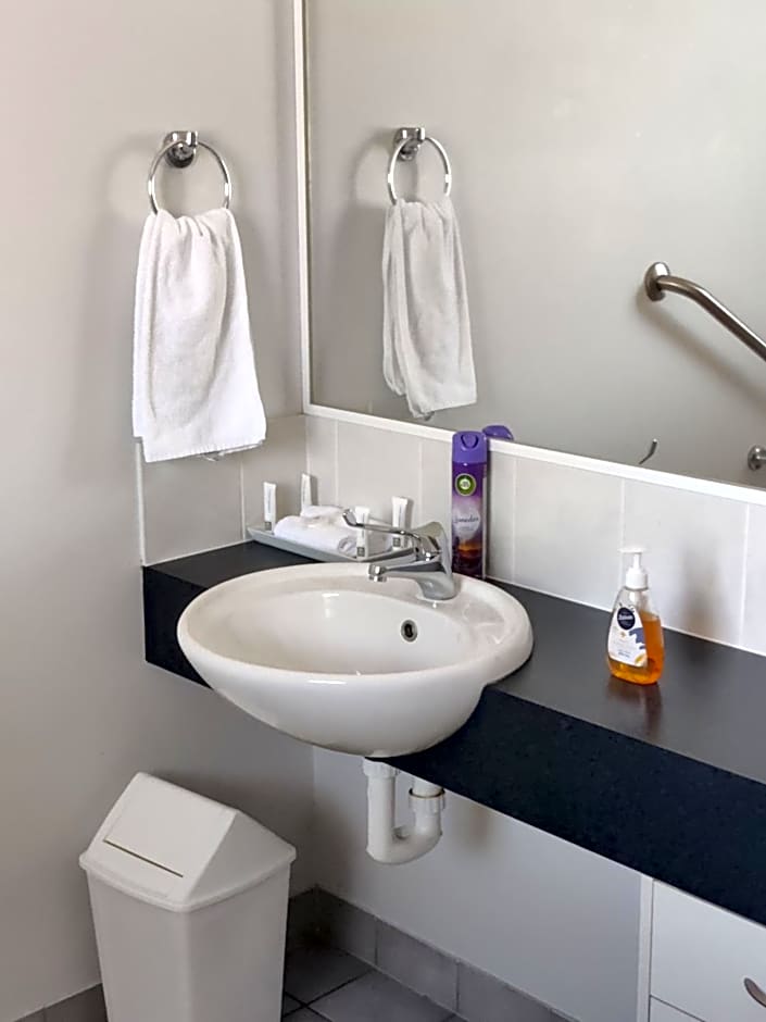 Belvoir Village Motel & Apartments Wodonga
