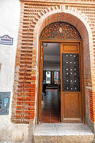 Quadruple Room with Shared Bathroom