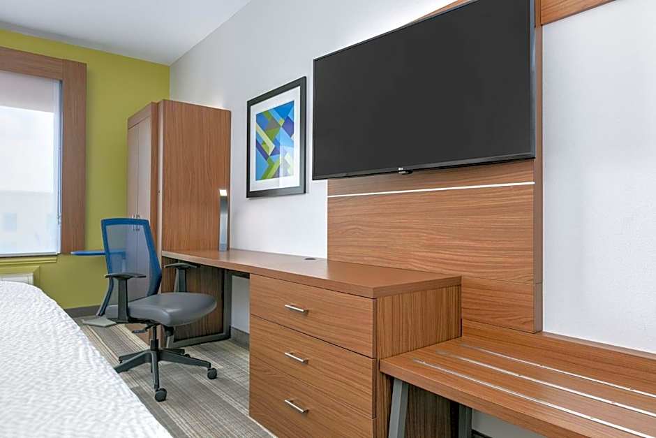 Holiday Inn Express Hotel & Suites Clute-Lake Jackson By IHG