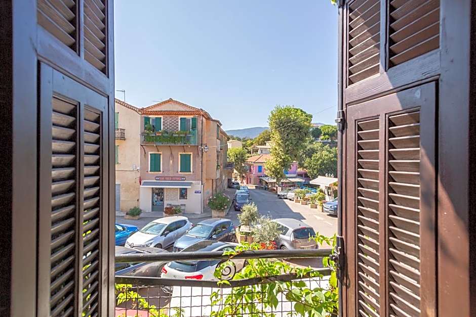 Logis Hôtel Beauséjour