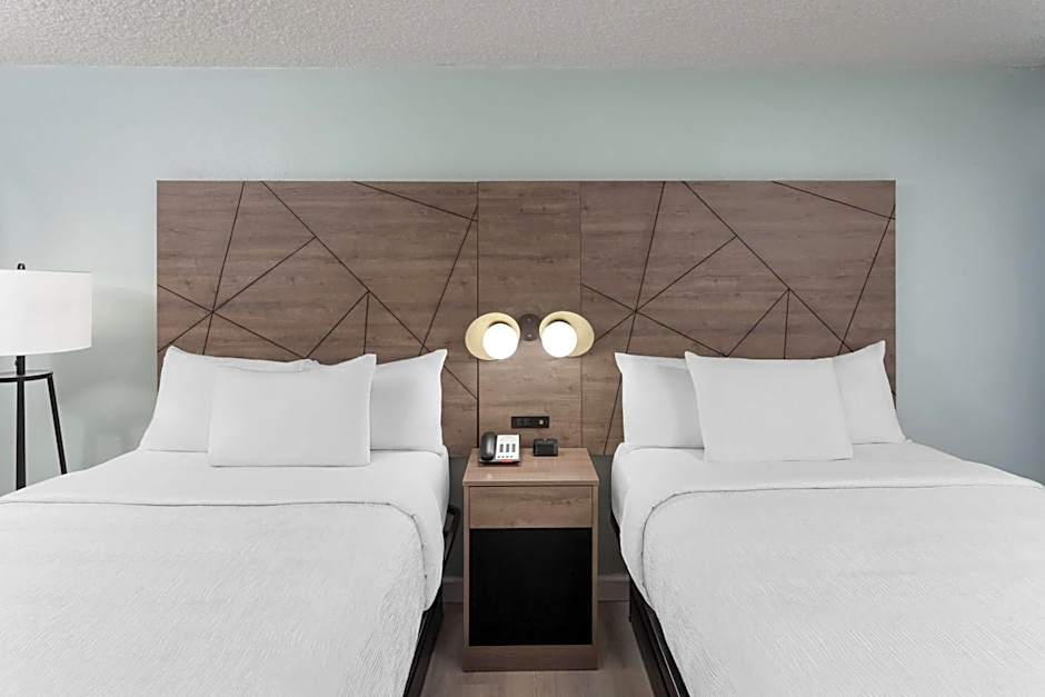 Wingate by Wyndham Sheboygan