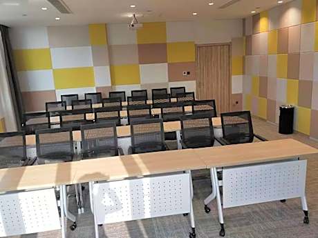 Hanting Premium Hotel Xianyang Yuquan Road Wanda Plaza