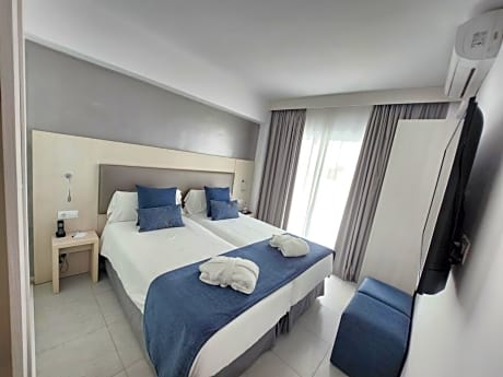 Cycling Package - Double Room (1 Adult)