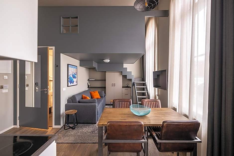 YAYS Amsterdam Maritime by Numa