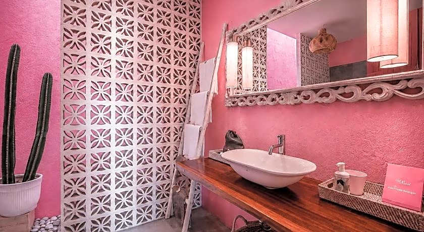 PinkPrivate Balangan - for Cool Adults Only