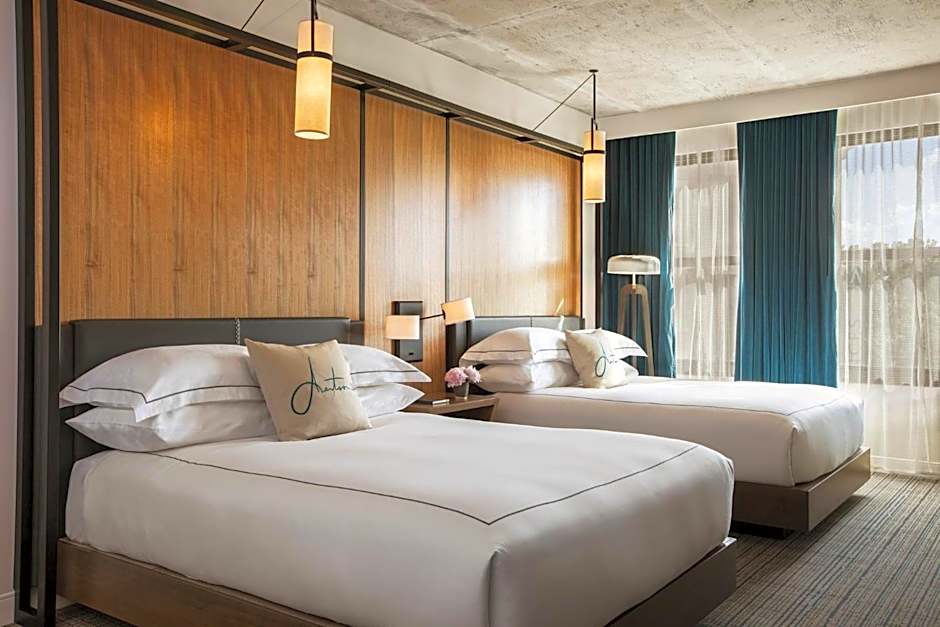 2 Queen Beds — 4 fotoğraftan 1. fotoğraf