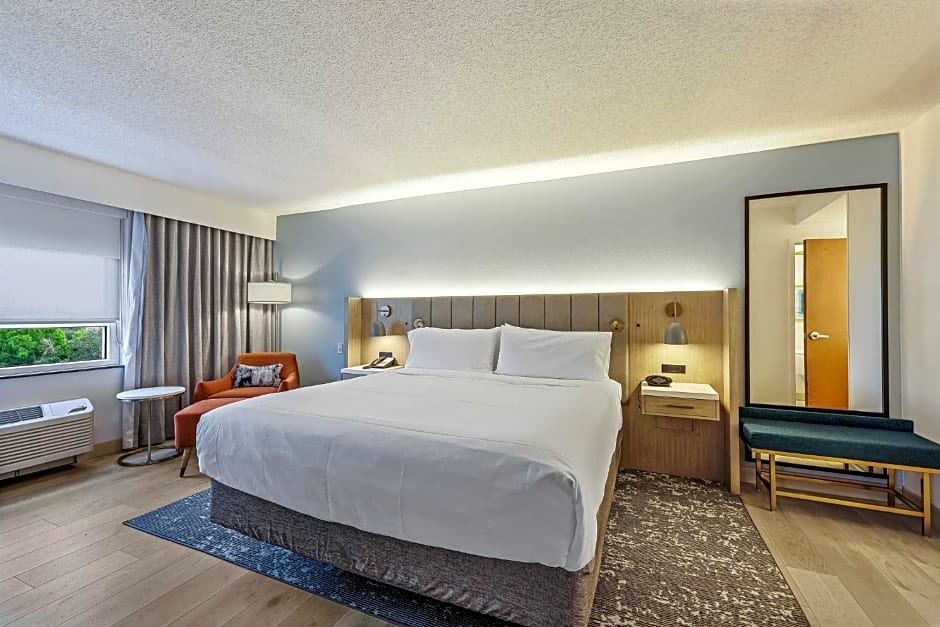 Crowne Plaza Fort Myers Gulf Coast By IHG