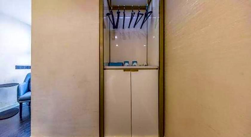 Xana Hotelle Wuhan Lingjiao Lake Wanda Plaza Branch