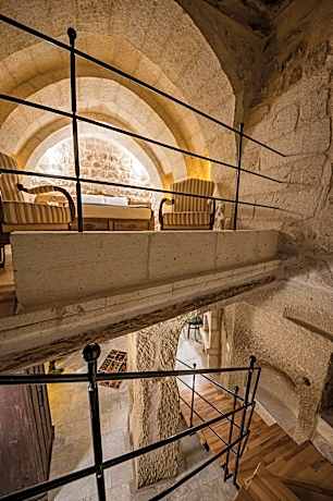 Queen Room with Spa Bath