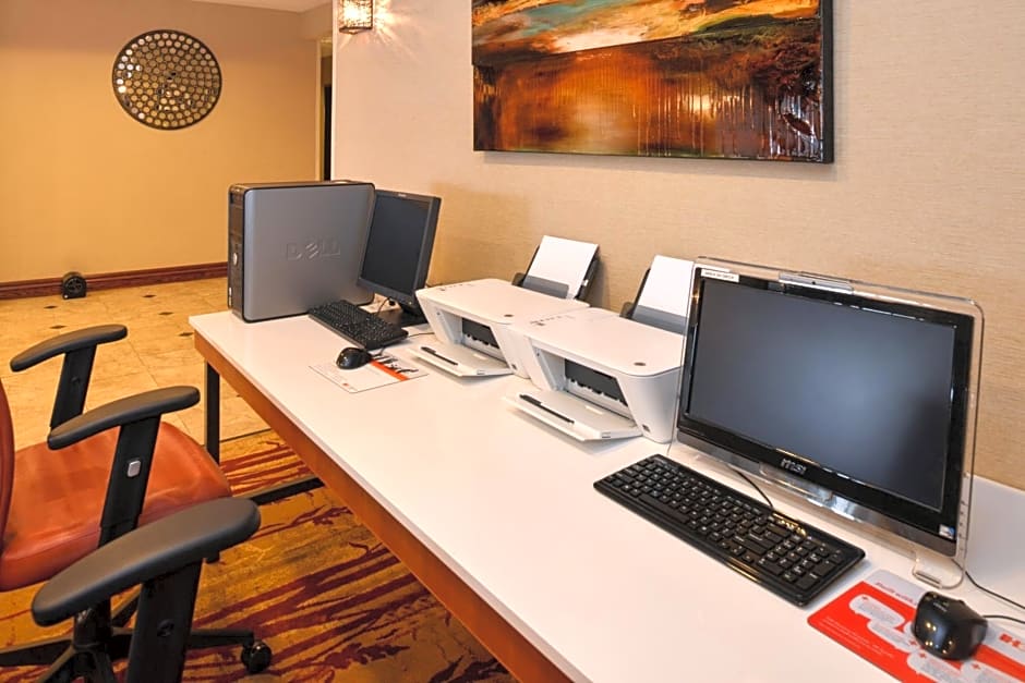 Holiday Inn Express Hotel & Suites Cherry Hills, an IHG Hotel