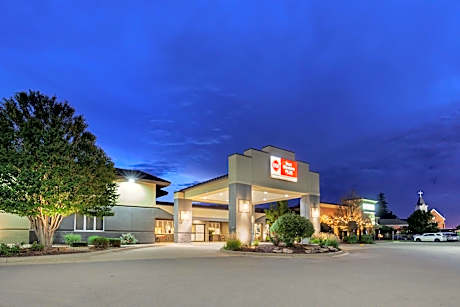 Best Western Plus Dubuque Hotel And Conference Center