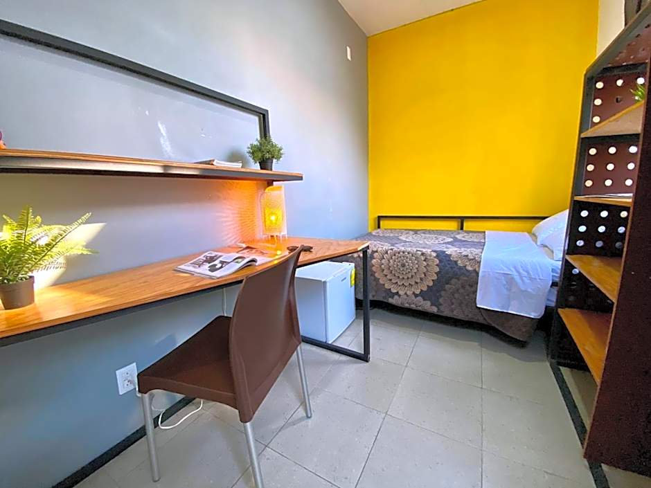 ROOMIES HOSTEL Parque México