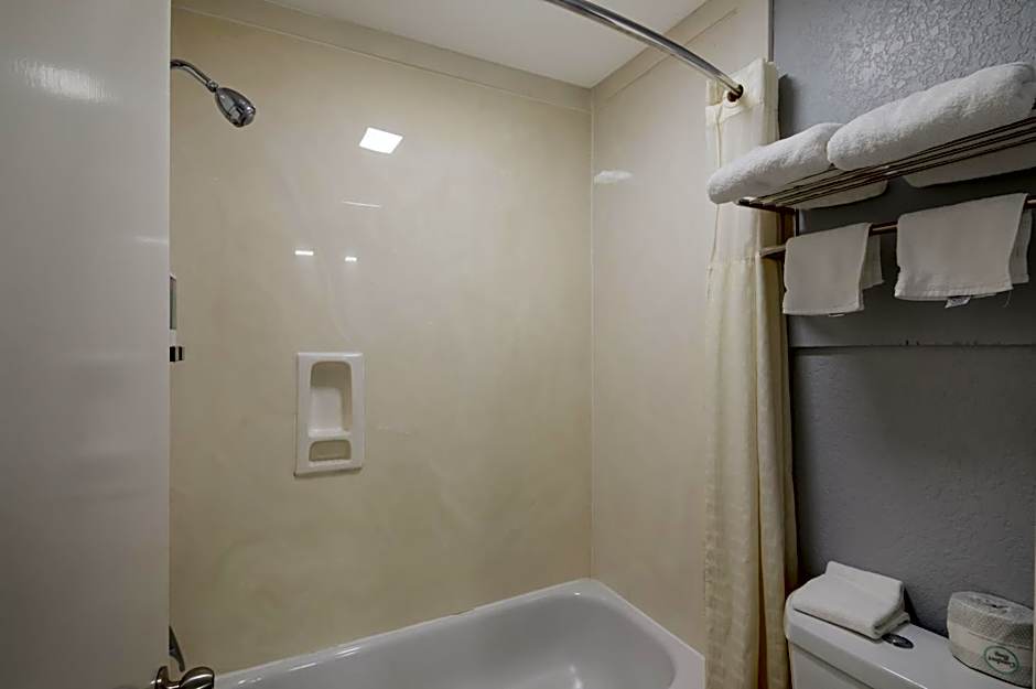 Americas Best Value Inn Buda Austin S