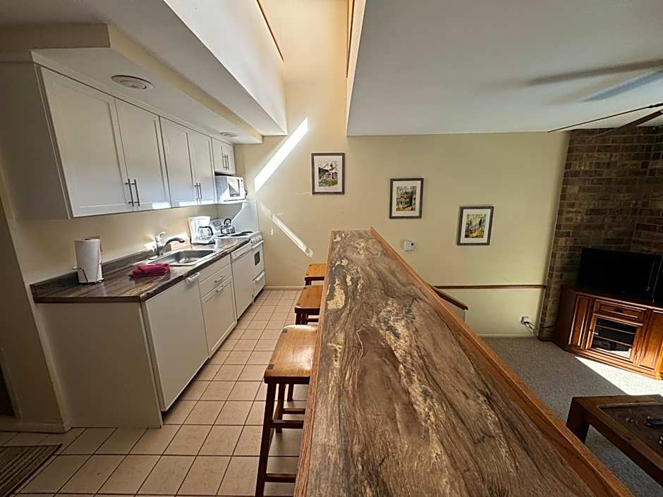 Shadow Mountain Lodge