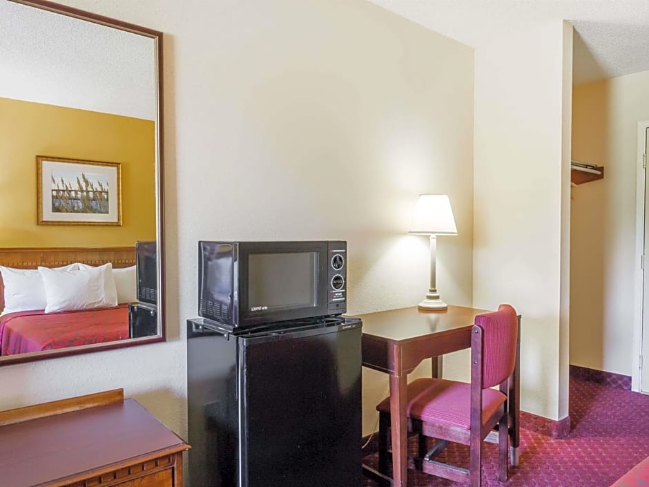 Days Inn by Wyndham Tappahannock