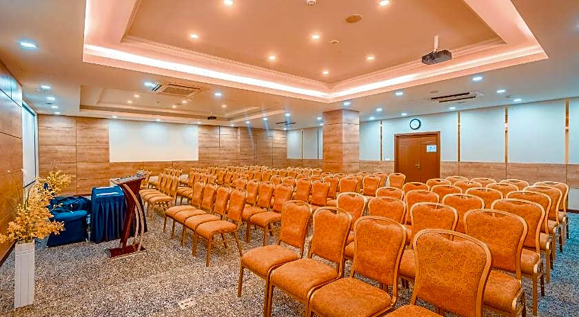 Ramada by Wyndham Ulaanbaatar Citycenter