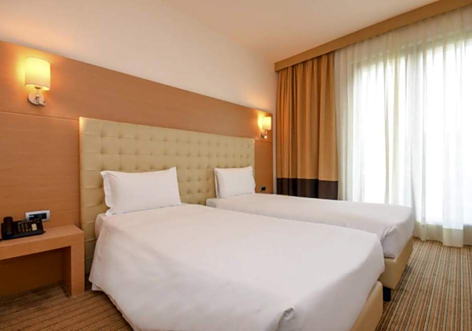 Hotel Parchi Del Garda