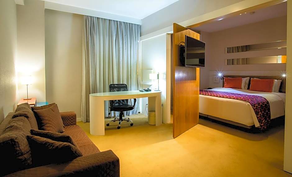 Quality Suites Alphaville