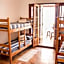 Flor de Lis Hostel