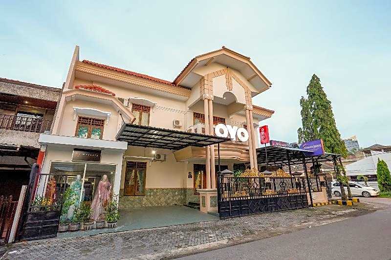 Tjahaja Baroe Syariah Mitra RedDoorz @ Dukuh Kupang