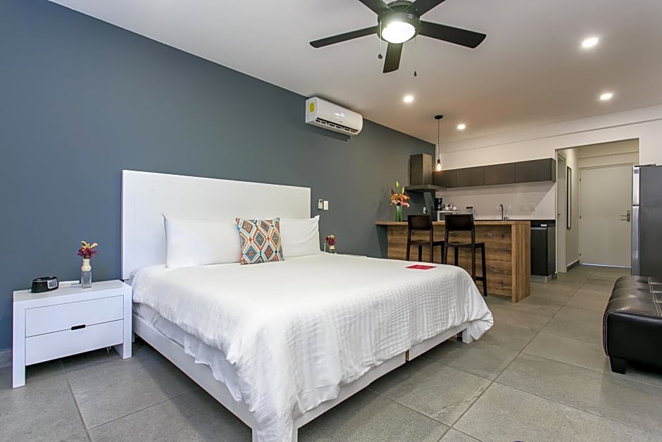 Studio 30 Condhotel by Nah Hotels