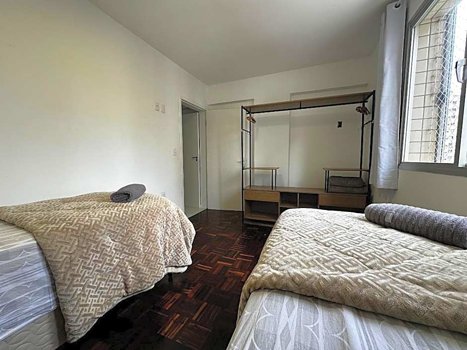 AM01- 3 Suítes | Pé na Areia | Centro | Garagem