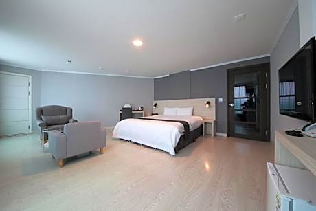 Deluxe Double Room with Sea View